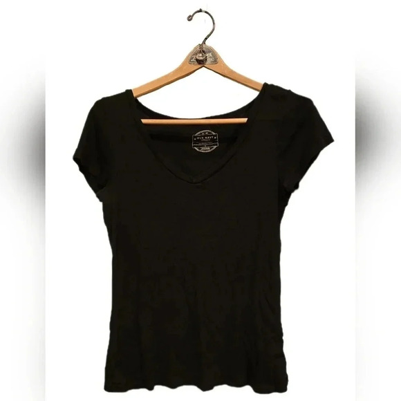 Old Navy, Size L, "Black Jack" Everywear V-Neck T-Shirt - Picture 1 of 6